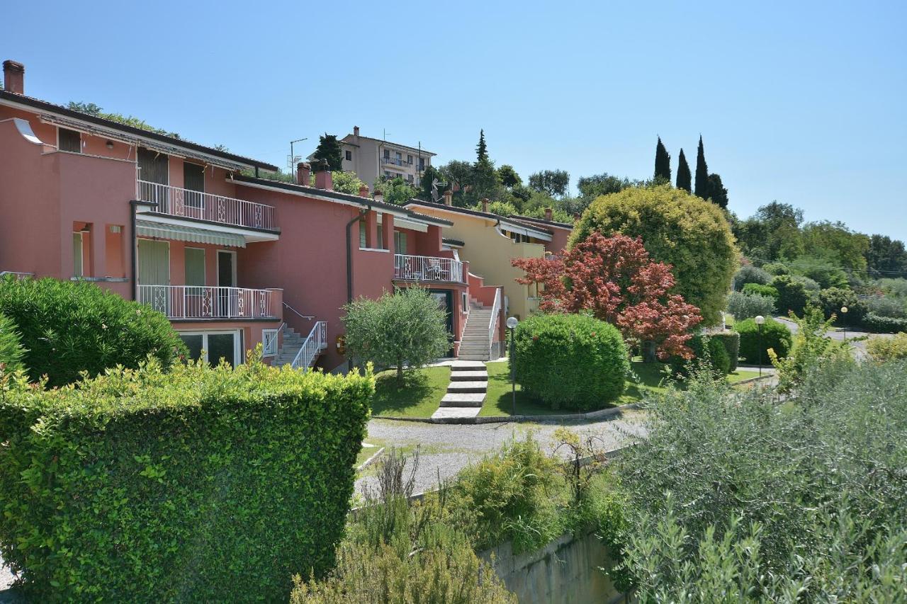 Apartment Joan Miro With Pool Bardolino Buitenkant foto